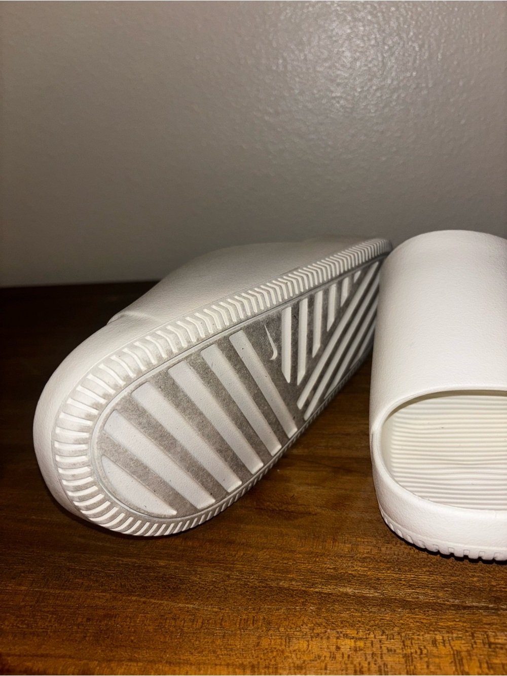 Nike All-White Slide Sandals women 11 men 10 - Picture 4 of 7